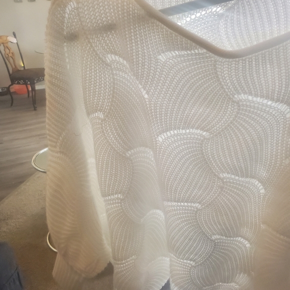 Beautiful light butterfly wing sweater. - Picture 1 of 9
